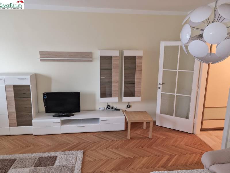 Rent One bedroom apartment, One bedroom apartment, Dunajská, Bratislav